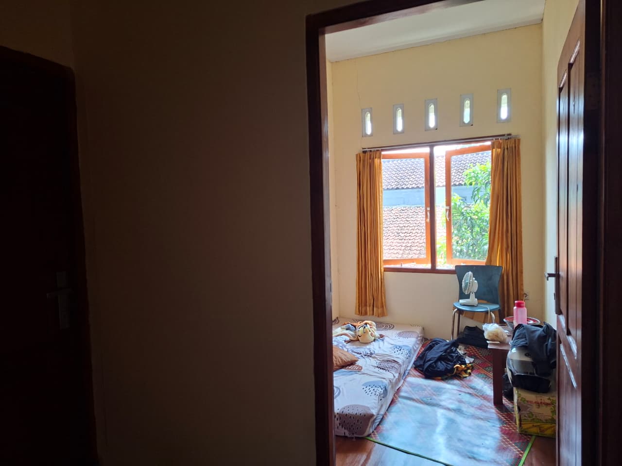 Kamar 02 - Lantai 01